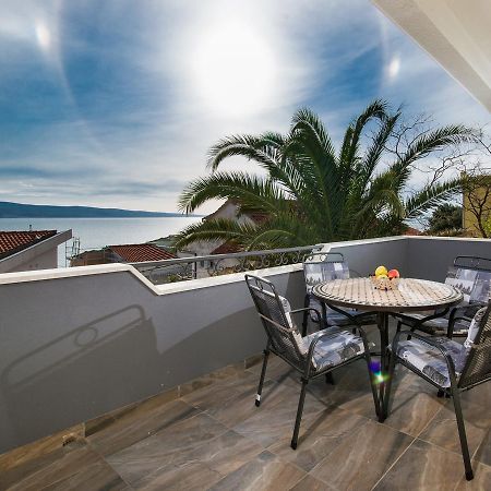 Cezar Luxury Apartment โอมิช ภายนอก รูปภาพ